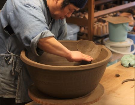 手水鉢の制作